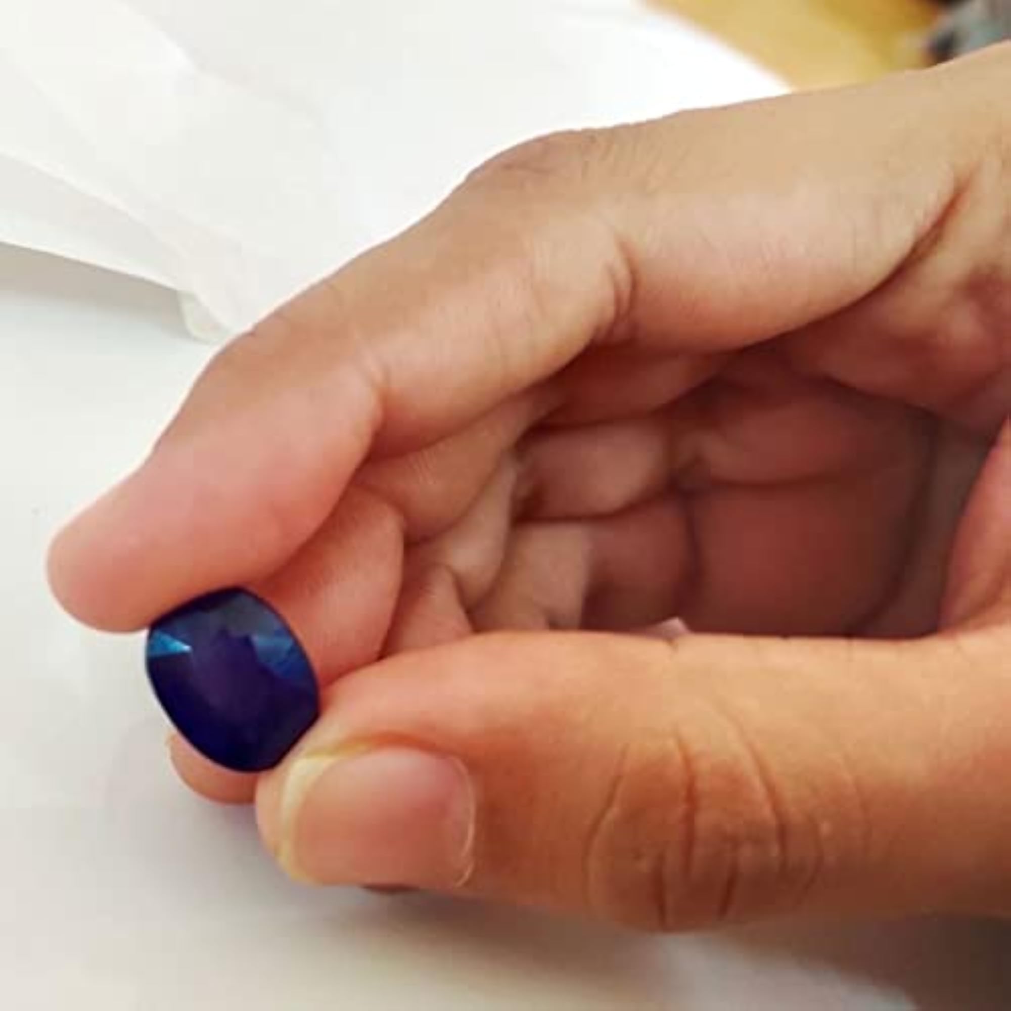 Natural Blue Sapphire, Fine Quality Faceted Oval Shape Gemstone